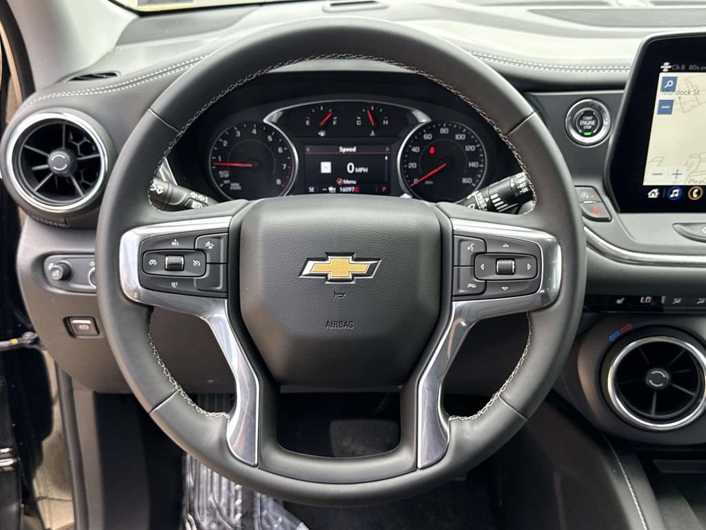 Used 2024 Chevrolet Blazer LT w/ Sound & Technology Package AWD/4WD image 30