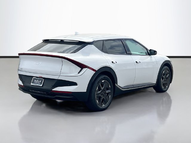New 2026 Kia EV6 Light RWD image 7