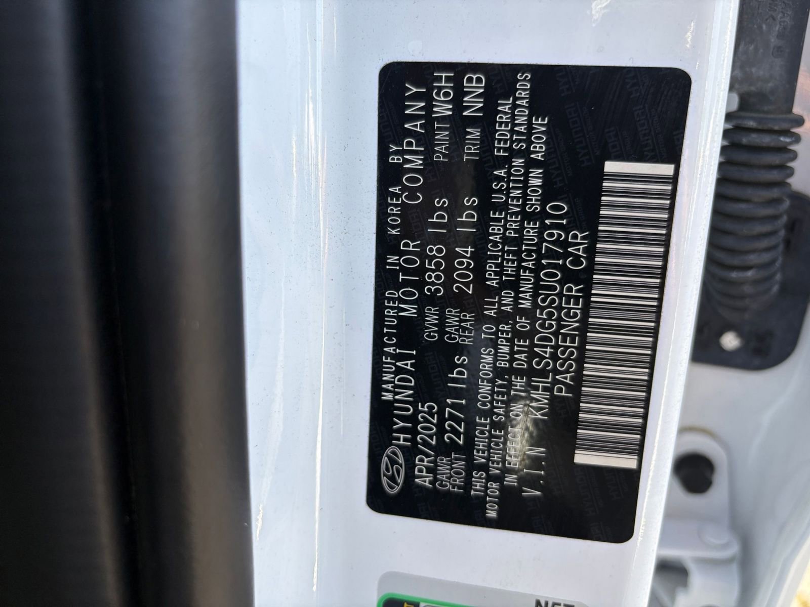 Used 2025 Hyundai Elantra SEL FWD image 30