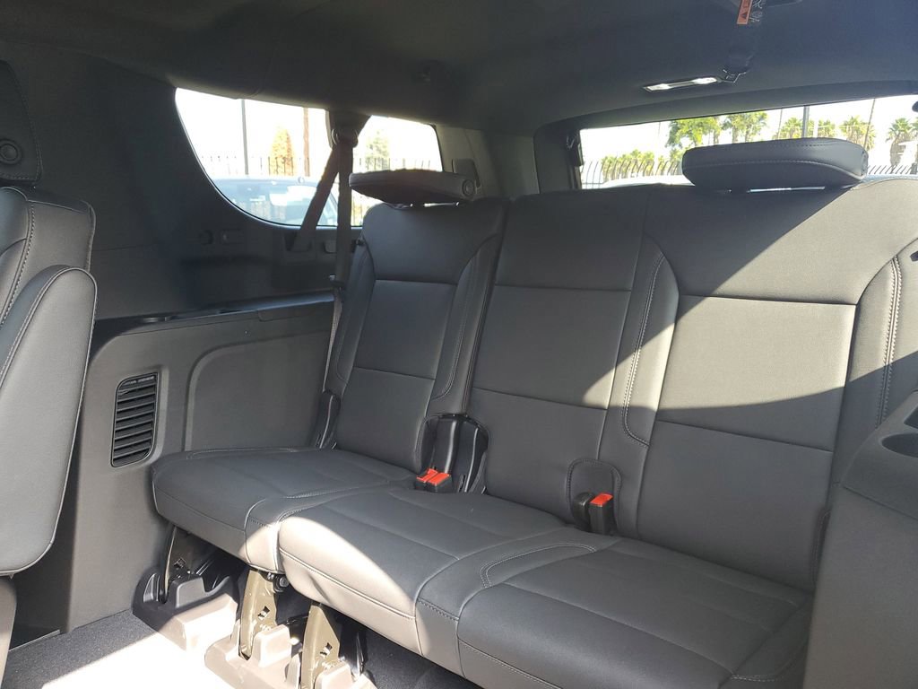 New 2026 Chevrolet Suburban LT w/ Comfort Package image 12