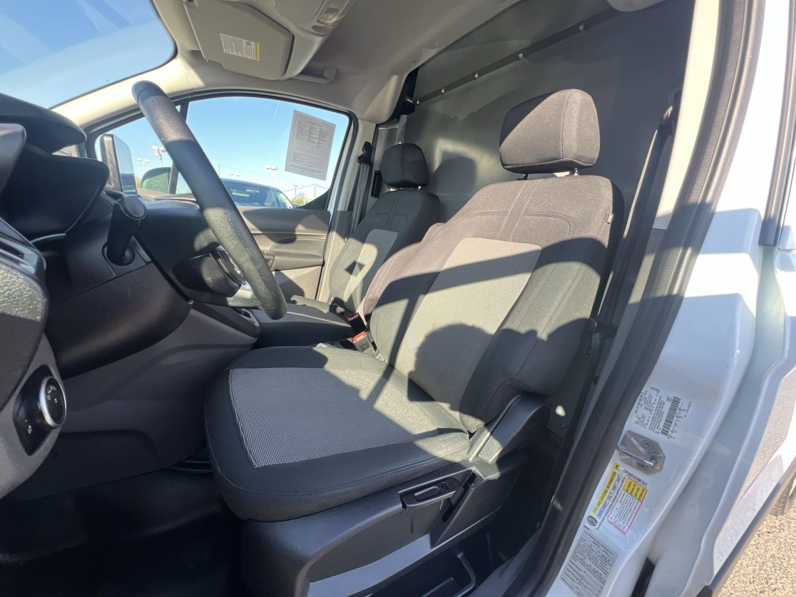 Used 2020 Ford Transit Connect XL image 13