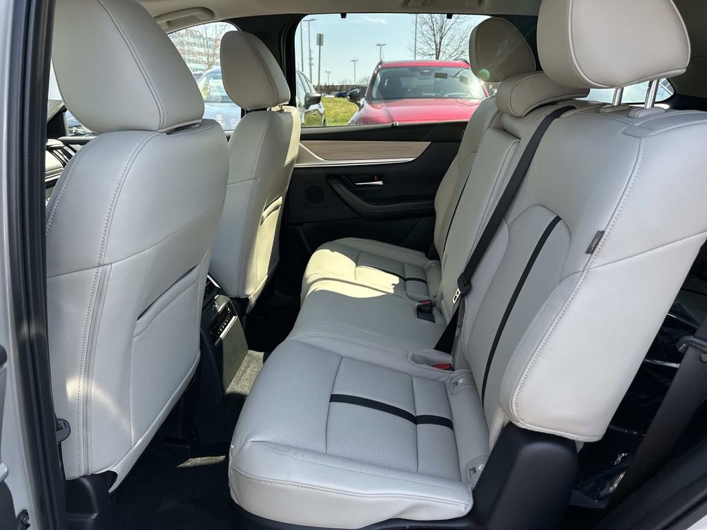 New 2026 MAZDA CX-90 Plug-In Hybrid w/ Preferred image 24