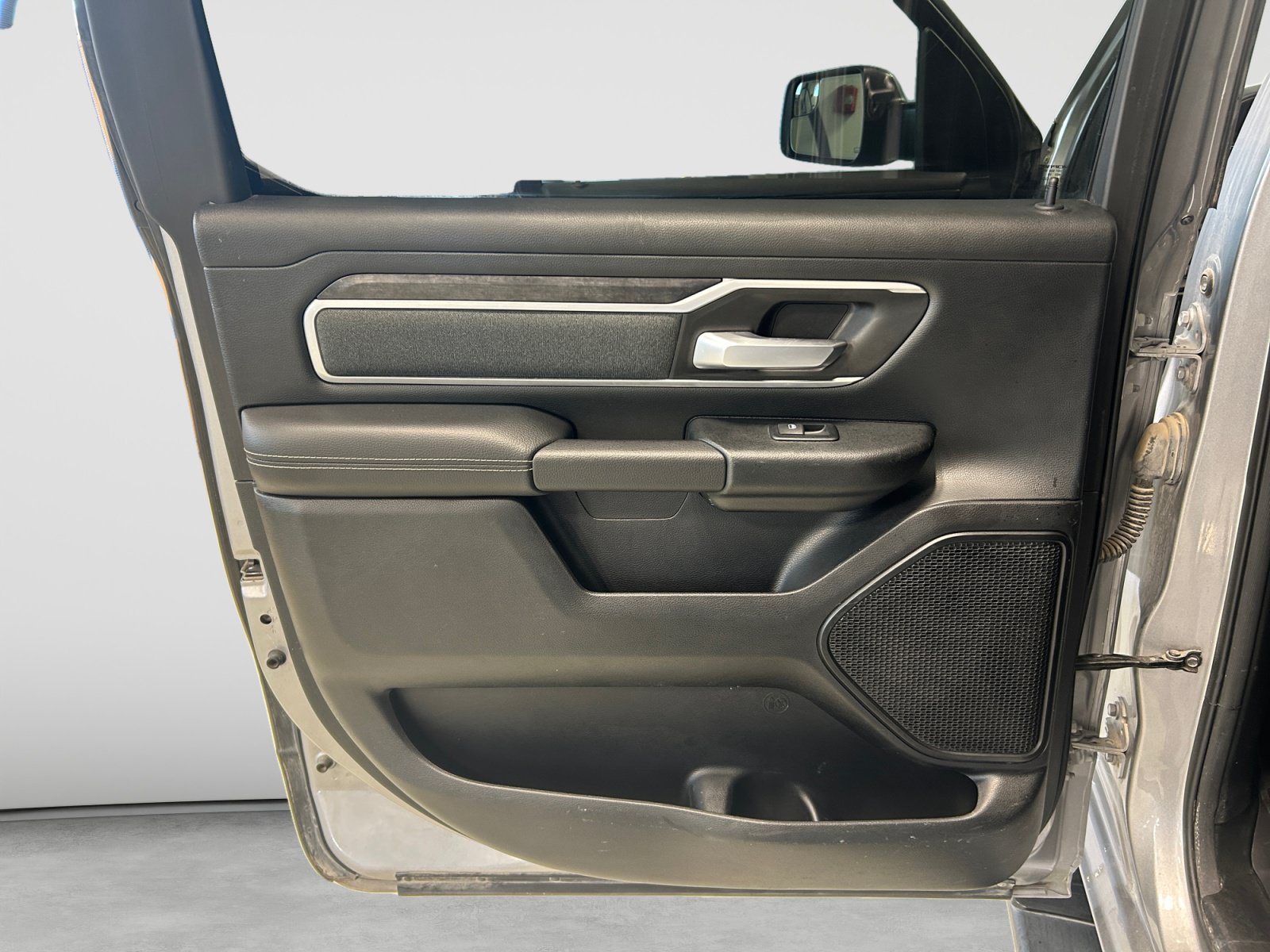 Used 2021 RAM 1500 Lone Star AWD/4WD image 16