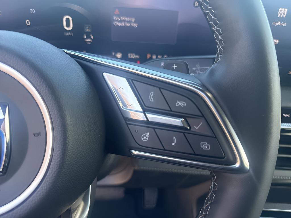 Used 2025 Buick Enclave Preferred image 17