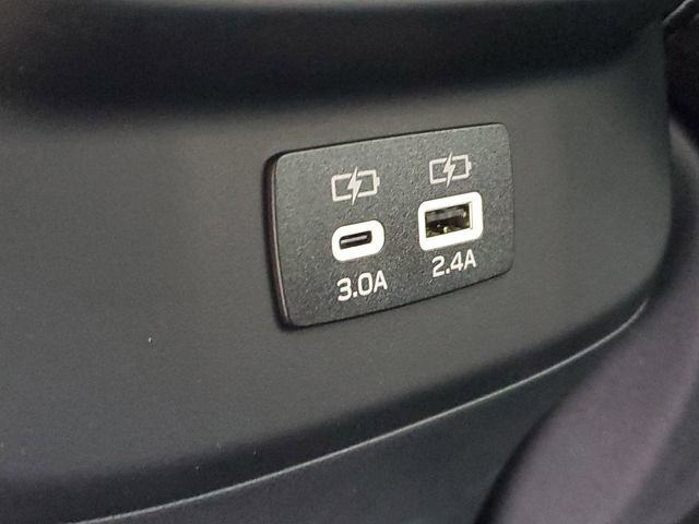 Certified 2025 Subaru Outback Premium w/ Popular Package #1A image 12