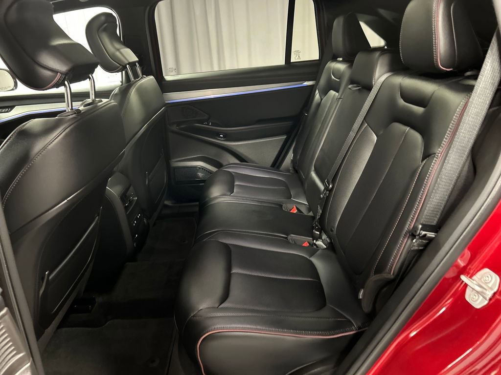 Used 2024 Jeep Wagoneer Launch Edition image 24