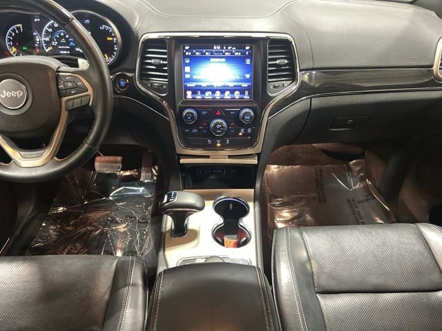 Used 2014 Jeep Grand Cherokee Overland image 2