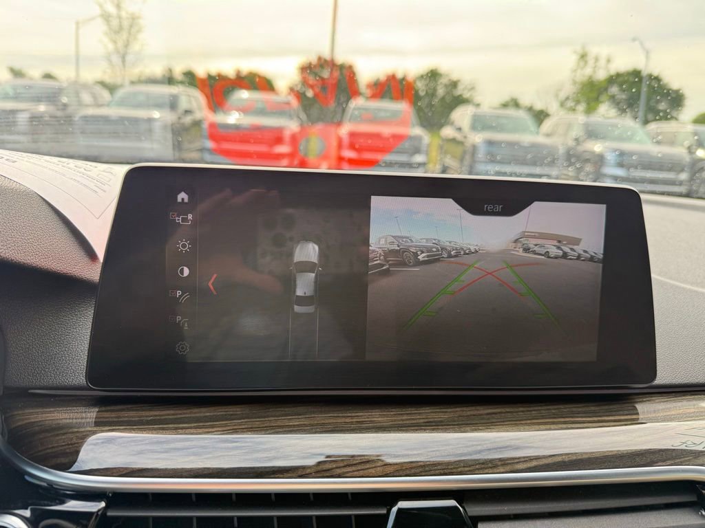 Used 2018 BMW 530i xDrive AWD/4WD image 14