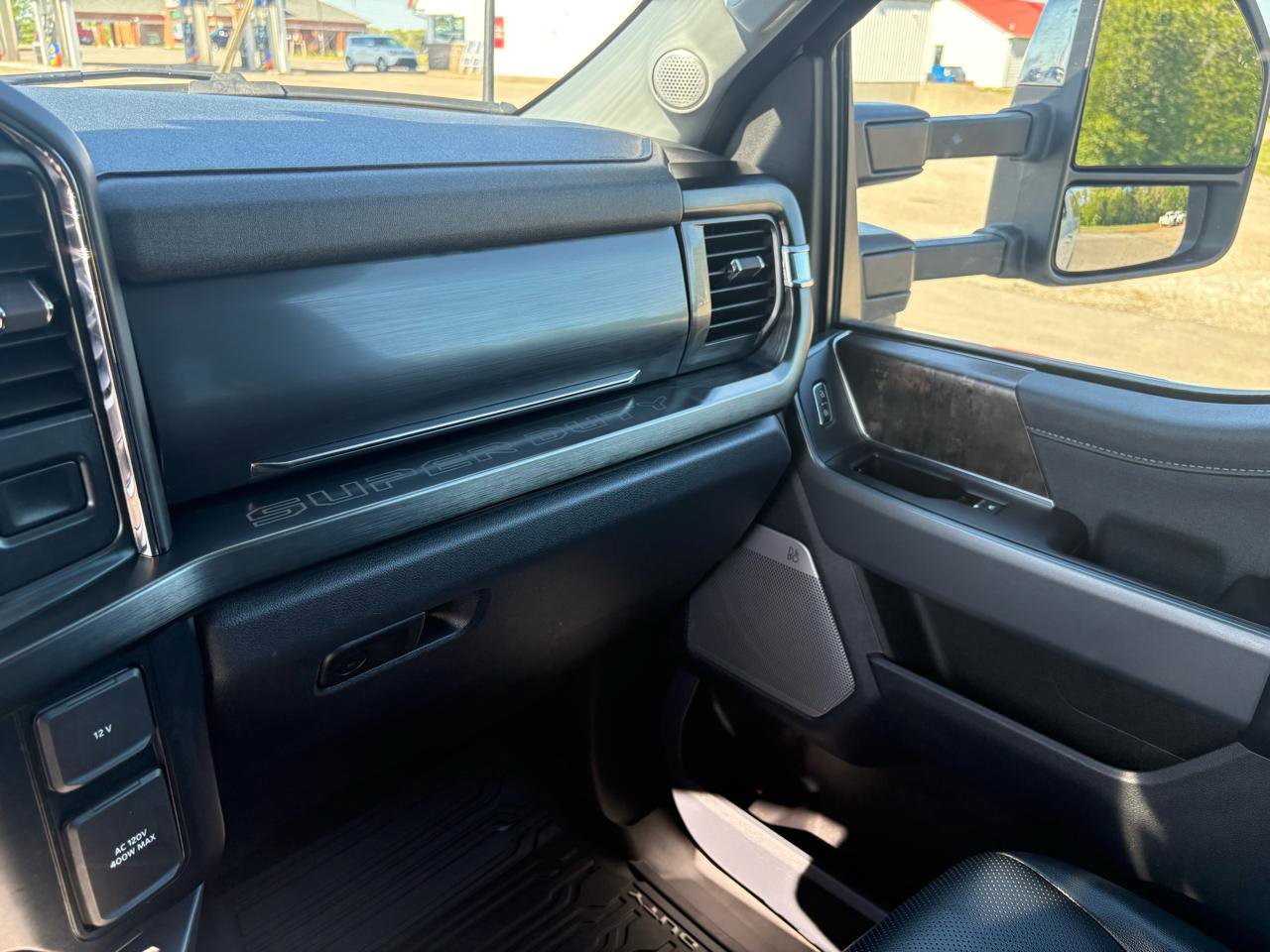 Used 2023 Ford F350 Lariat w/ Lariat Ultimate Package image 24