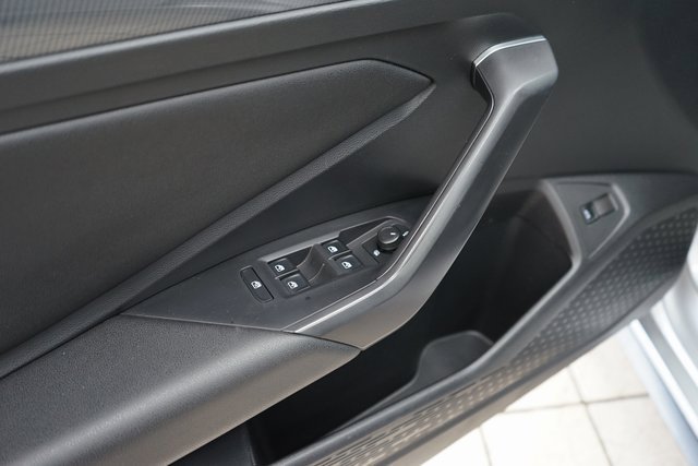 Used 2019 Volkswagen Jetta GLI image 25