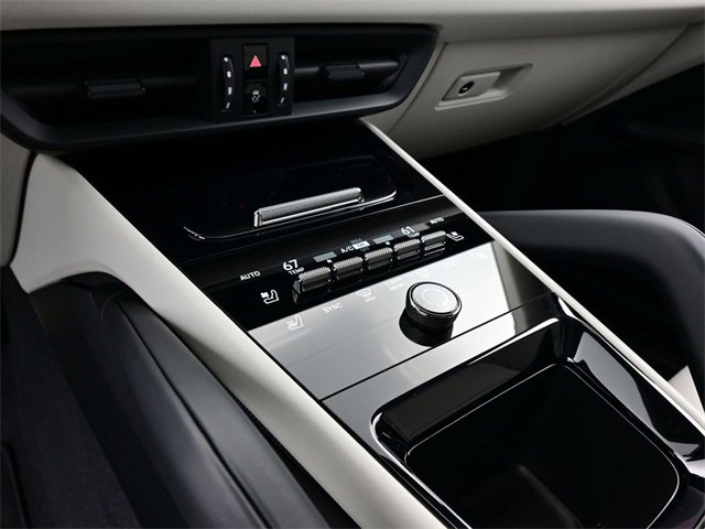 New 2026 Porsche Cayenne GTS image 11