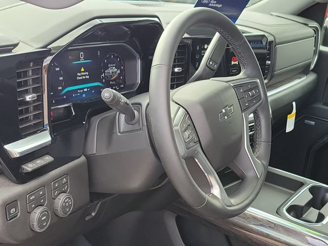 Used 2026 Chevrolet Silverado 2500 LTZ w/ LTZ Plus Package AWD/4WD image 8