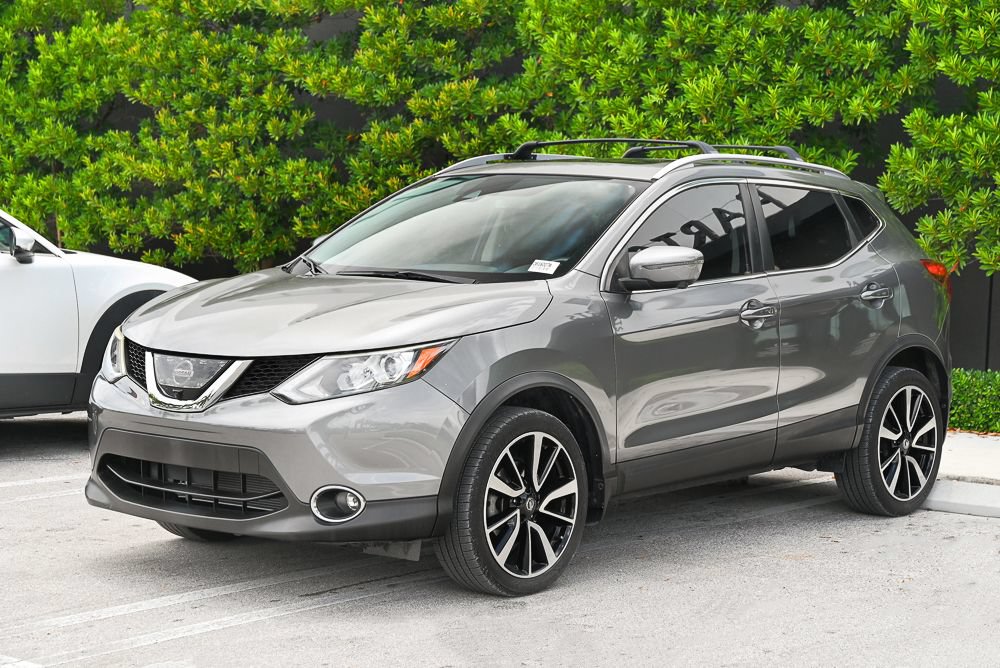 Used 2017 Nissan Rogue Sport SL w/ SL Premium Package