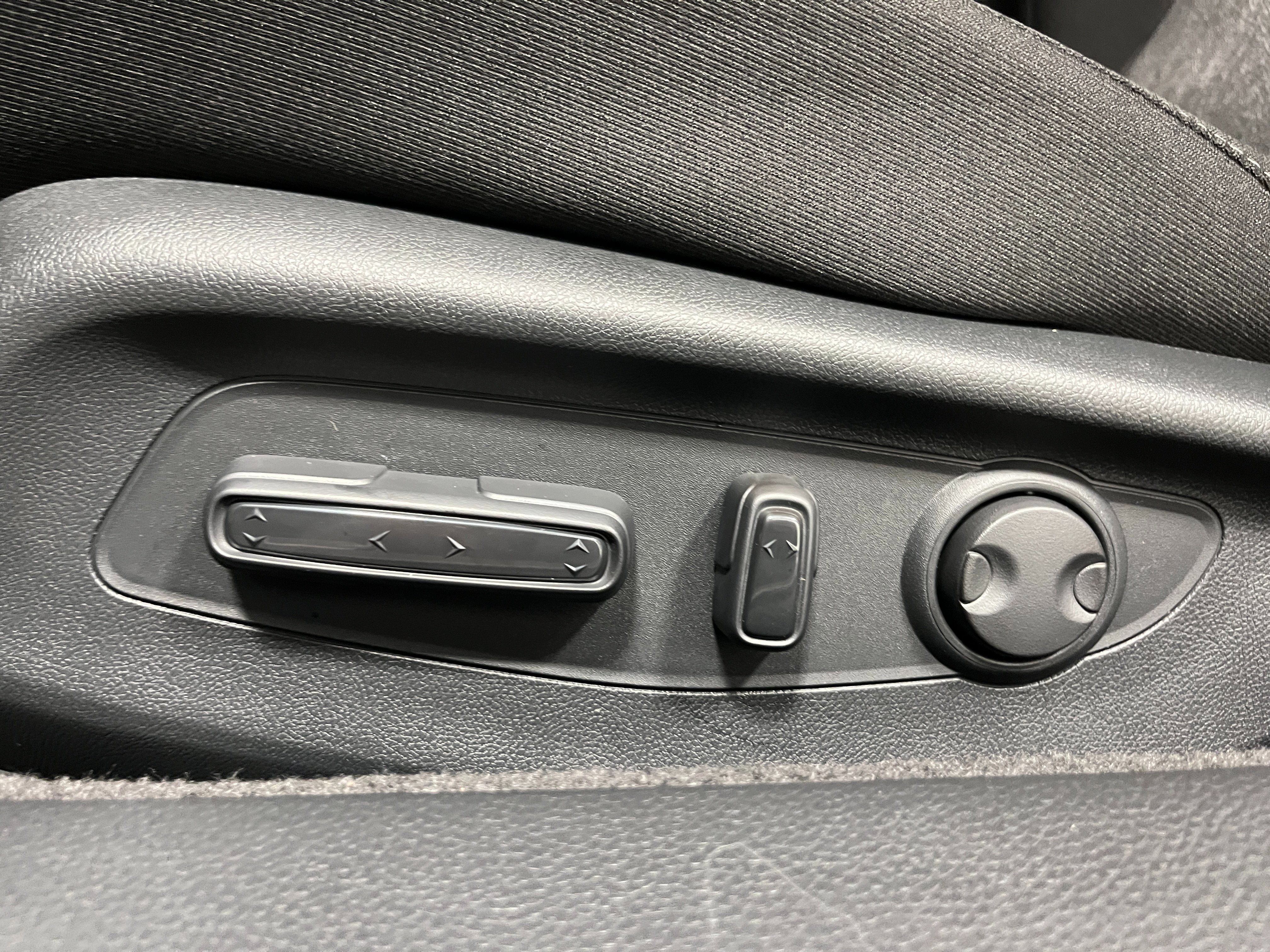 New 2025 Honda Accord SE image 13