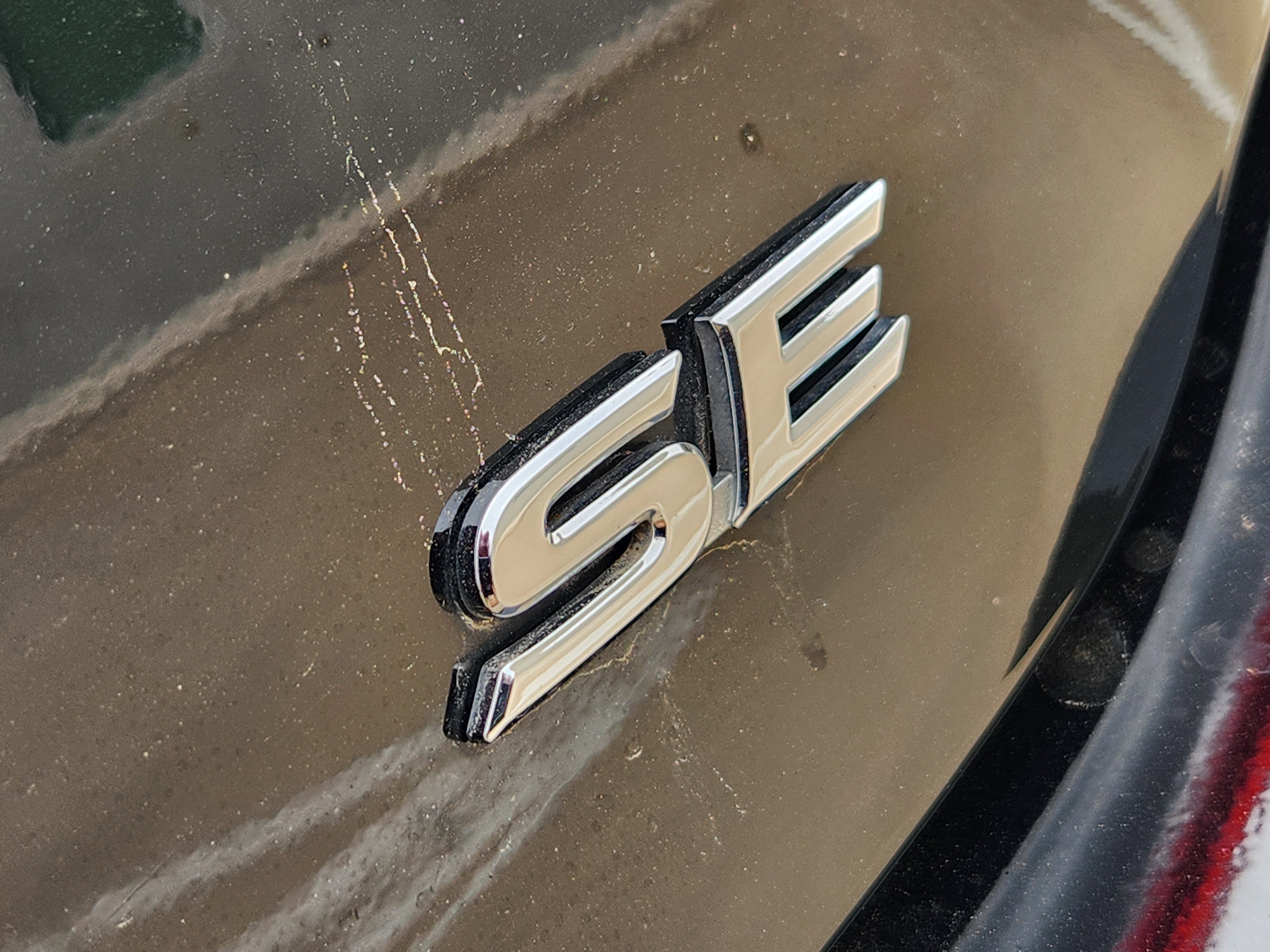 Used 2025 Toyota Camry LE image 9