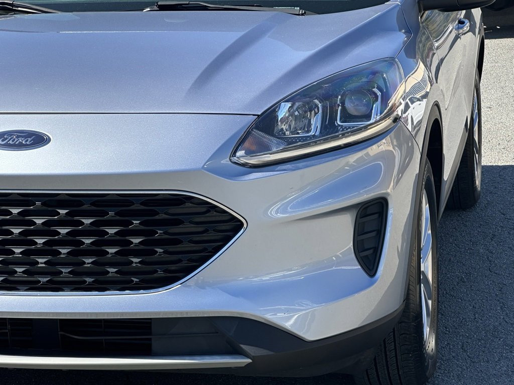 Used 2022 Ford Escape SE image 37