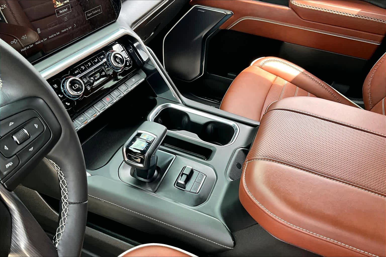Used 2023 GMC Sierra 1500 Denali Ultimate AWD/4WD image 17