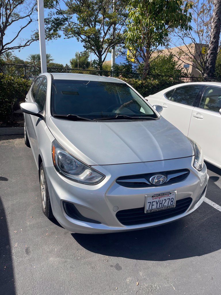 Used 2014 Hyundai Accent GS FWD image 1