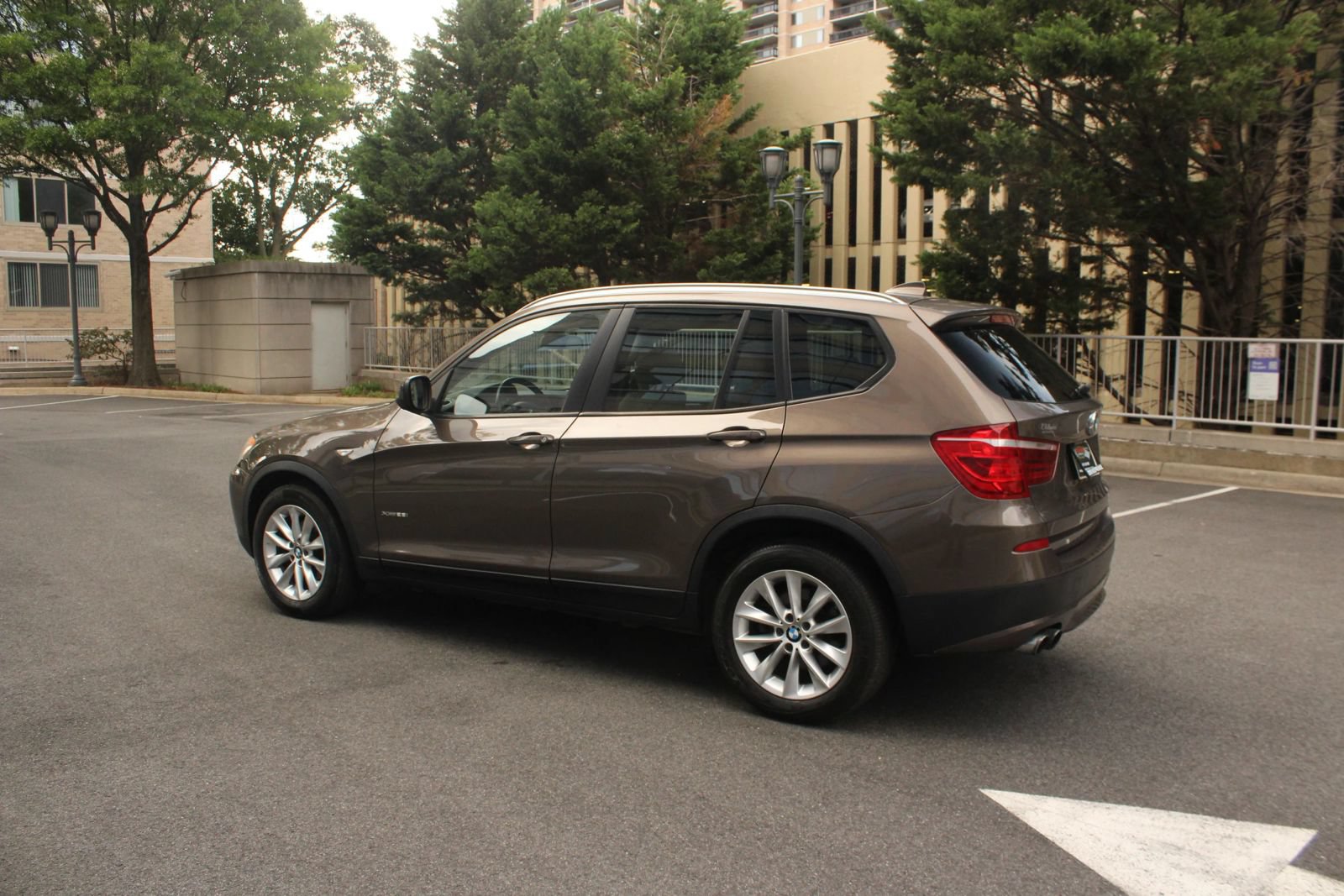 Used 2013 BMW X3 xDrive28i w/ Premium Pkg AWD/4WD image 9