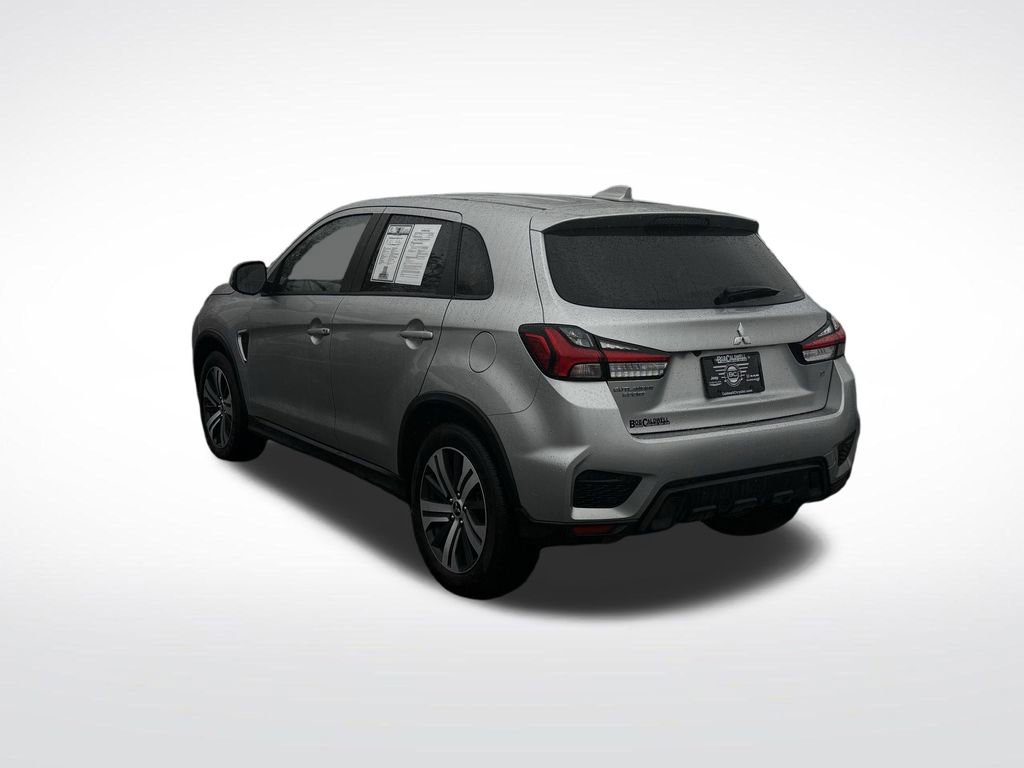 Used 2024 Mitsubishi Outlander Sport SE image 6