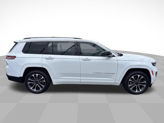 Used 2021 Jeep Grand Cherokee L Overland w/ Luxury Tech Group IV AWD/4WD image 4