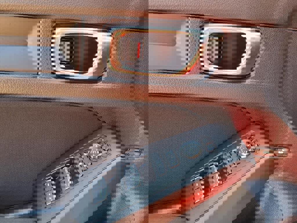 Used 2022 Honda Civic Sport image 14