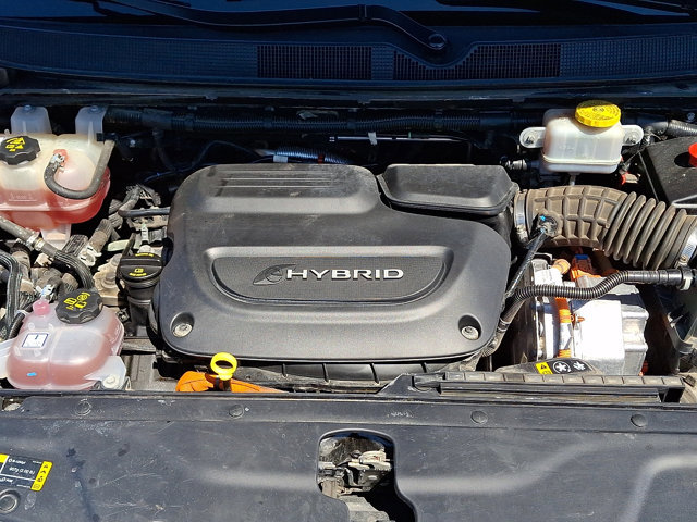 Used 2022 Chrysler Pacifica Touring-L w/ S Appearance Package image 27