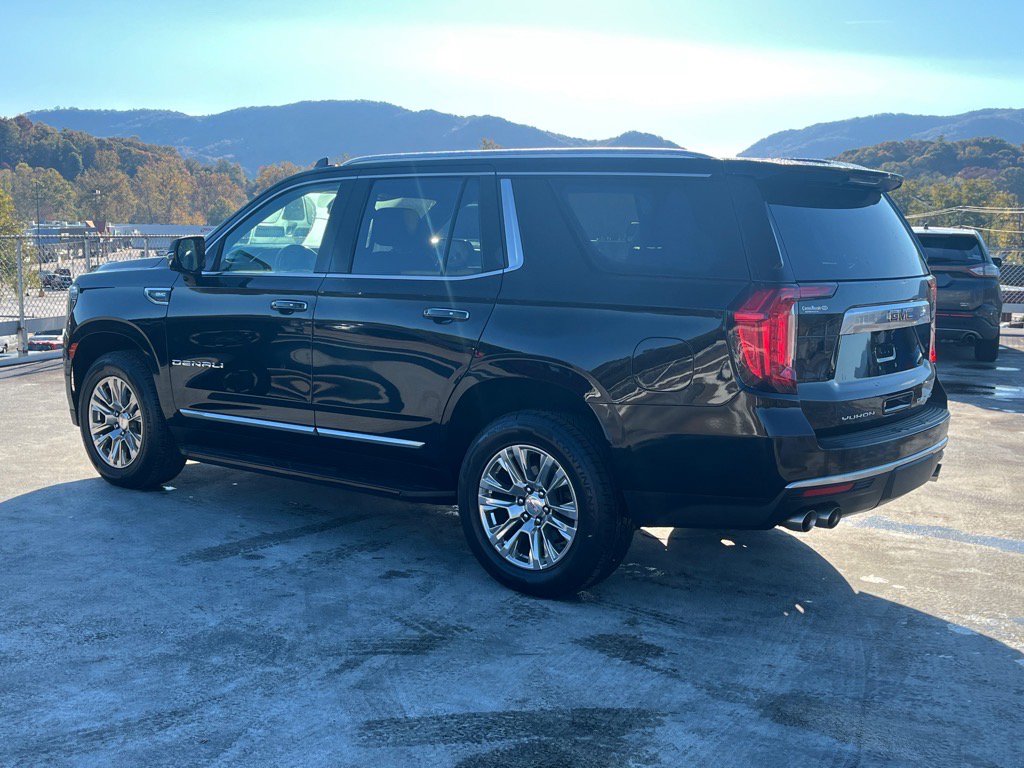 Used 2021 GMC Yukon Denali image 4