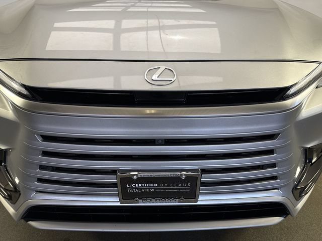 Certified 2025 Lexus TX 500h AWD w/ Technology Package image 29