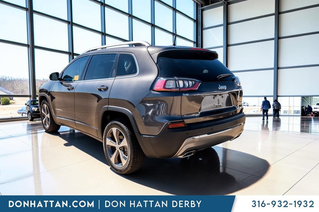 Used 2019 Jeep Cherokee Limited w/ Luxury Group FWD image 26
