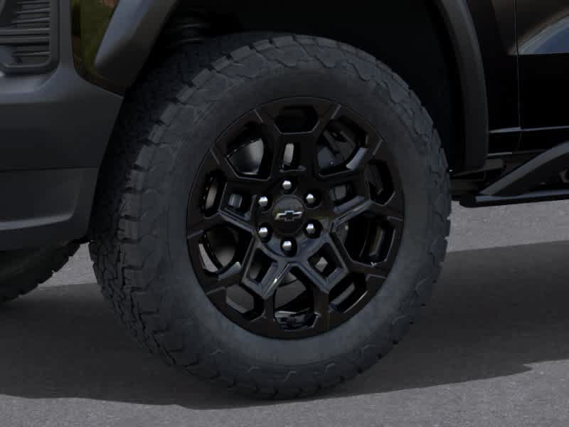 New 2026 Chevrolet Colorado Trail Boss w/ Midnight Edition AWD/4WD image 9