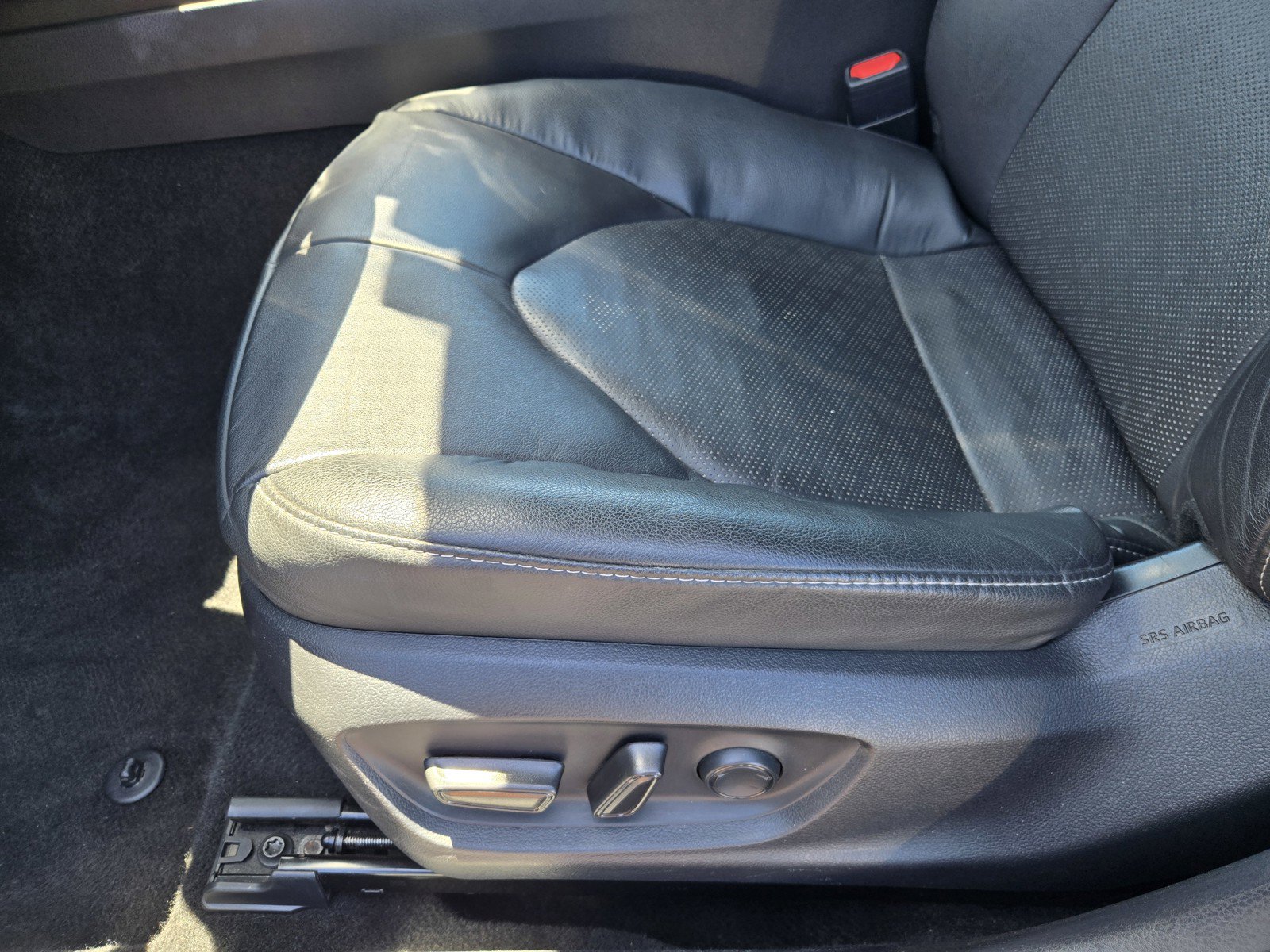 Used 2024 Toyota Camry XSE FWD image 16