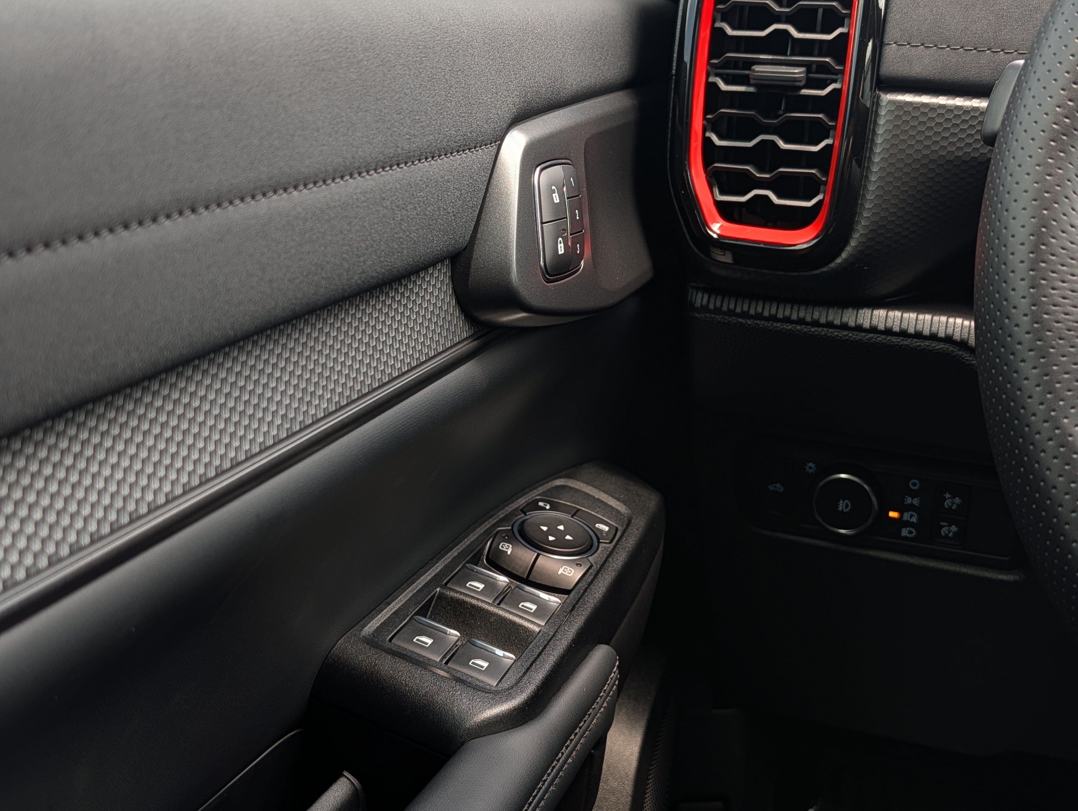 New 2026 Ford Ranger Raptor AWD/4WD image 26