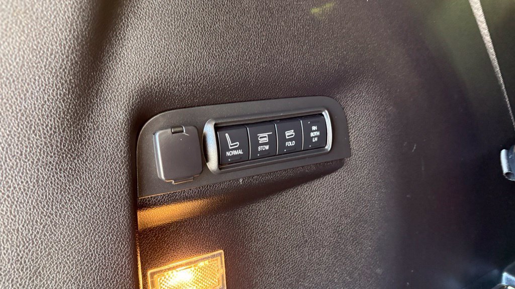 Used 2019 Ford Explorer Sport w/ Equipment Group 401A AWD/4WD image 5