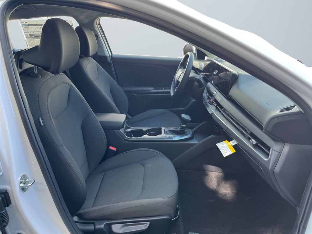 New 2026 Kia K4 FWD image 15