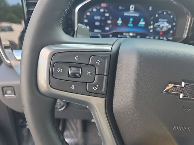 Used 2025 Chevrolet Silverado 1500 LT Trail Boss w/ Convenience Package II AWD/4WD image 18