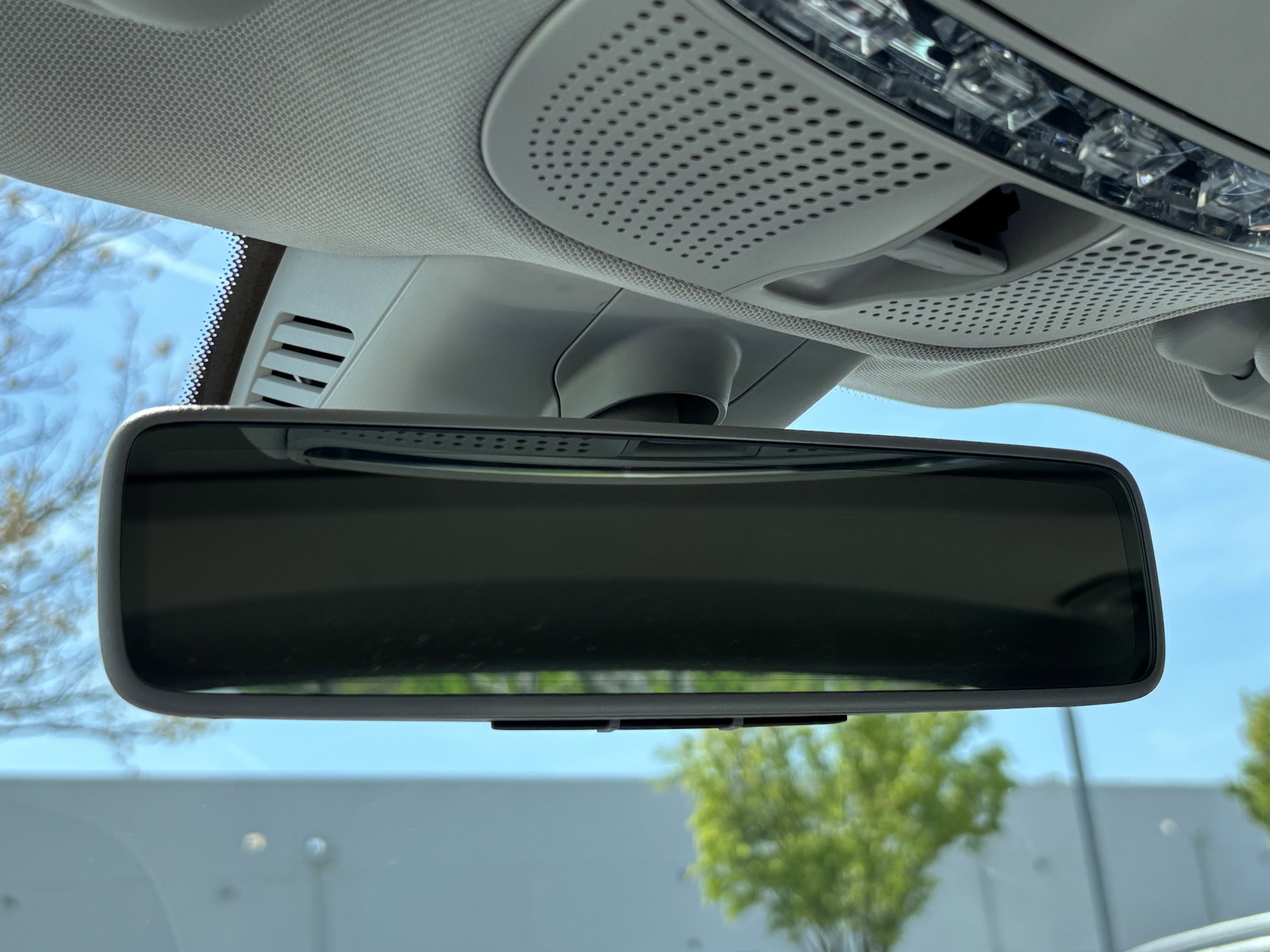 Used 2018 Mercedes-Benz E 300 image 27