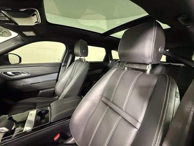 Used 2023 Land Rover Range Rover Velar R-Dynamic S AWD/4WD image 16