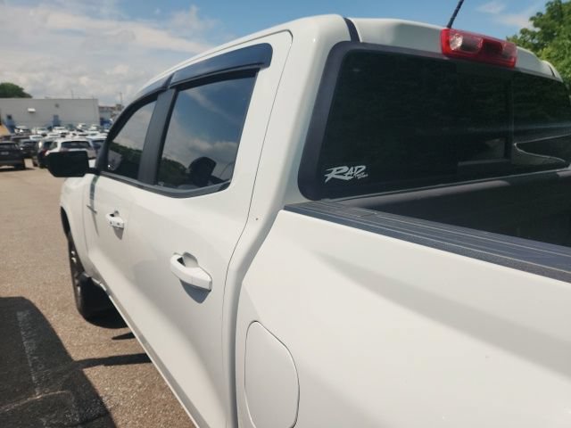 Used 2024 Chevrolet Colorado LT w/ LT Convenience Package RWD image 10