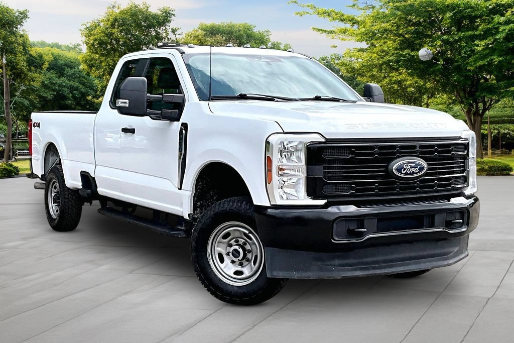 Used 2023 Ford F250 XL w/ Snow Plow Prep Package AWD/4WD image 1