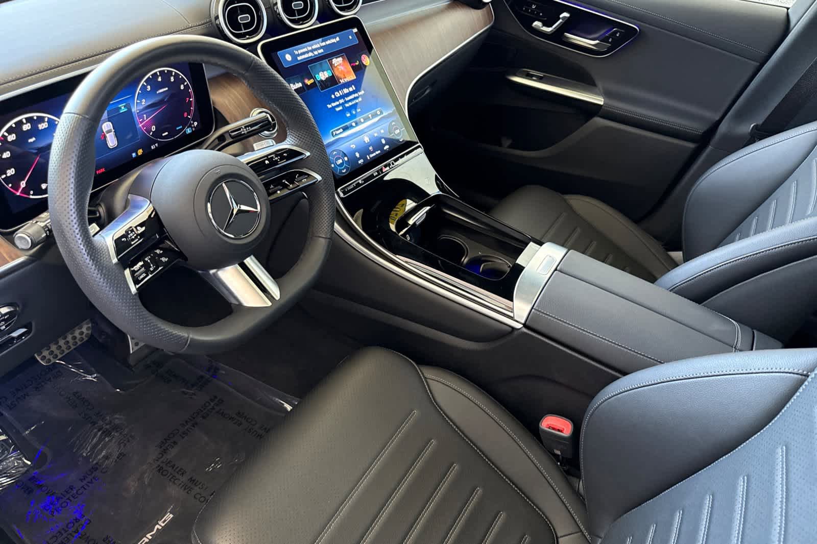 Certified 2026 Mercedes-Benz GLC 300 4MATIC image 9
