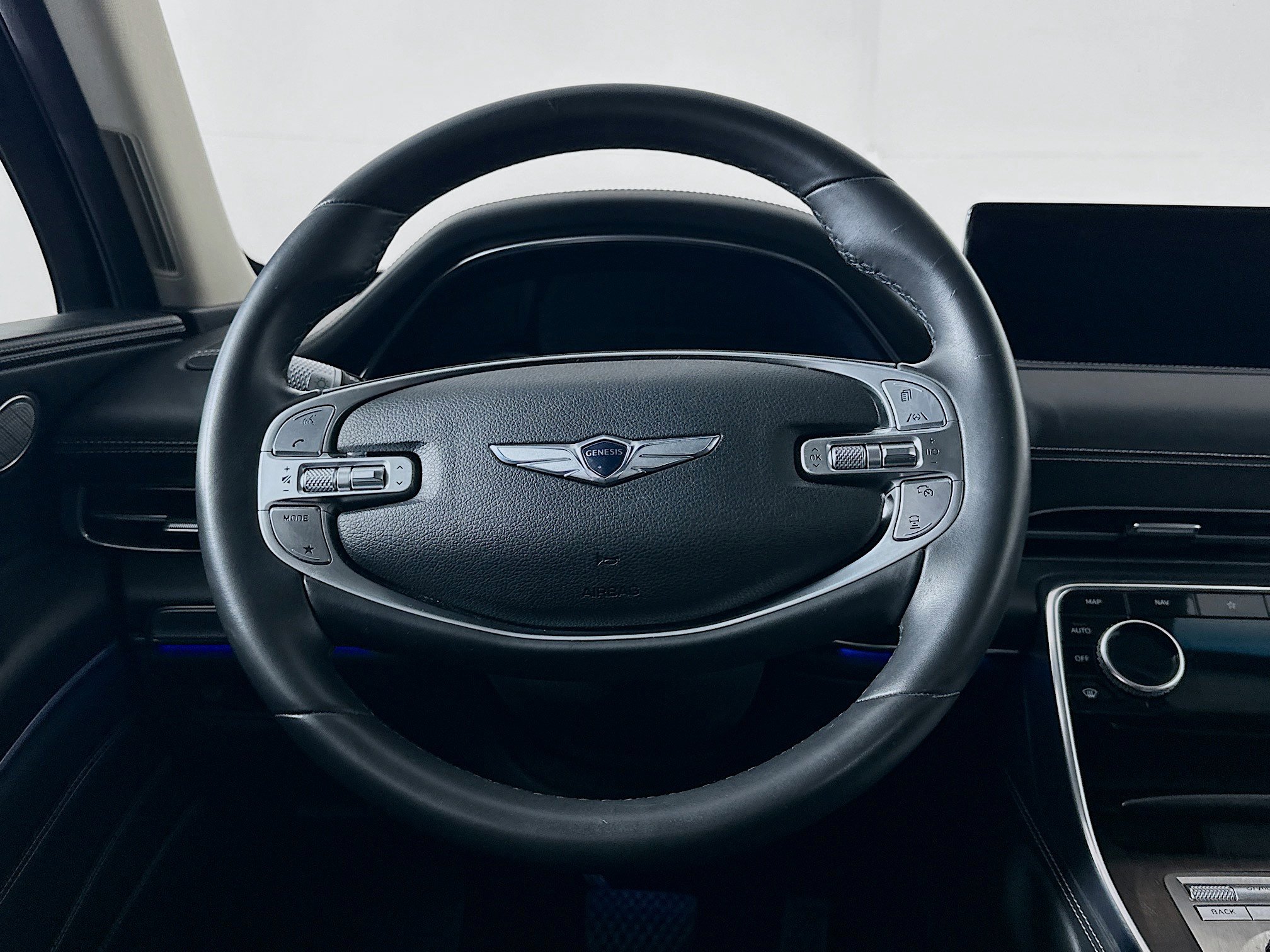 Used 2024 Genesis GV80 3.5T image 18