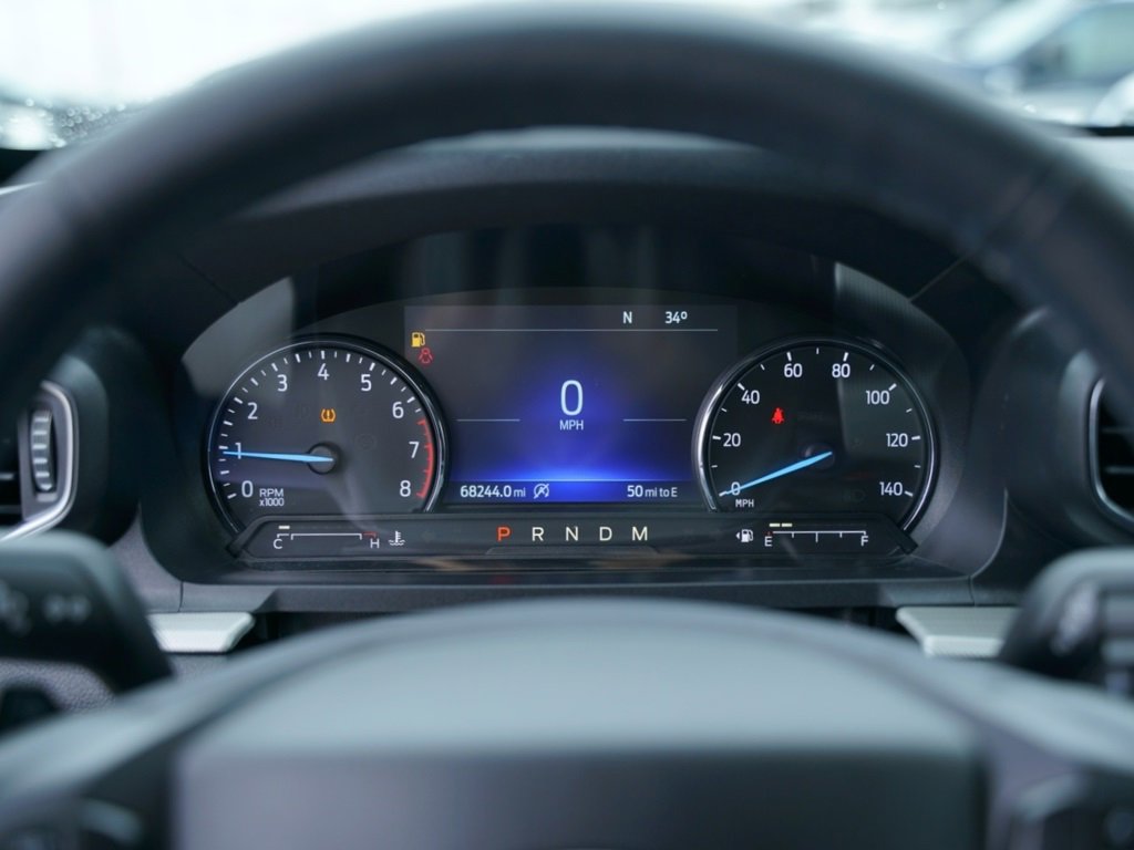 Used 2020 Ford Explorer XLT w/ Equipment Group 202A image 14