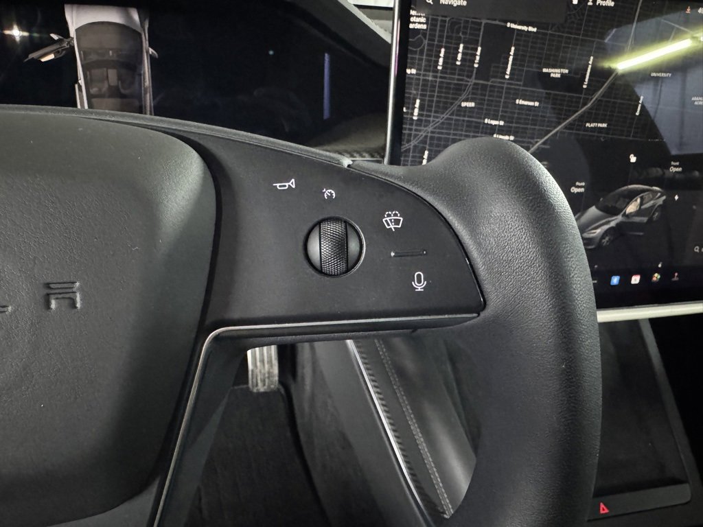 Used 2021 Tesla Model S Plaid image 28