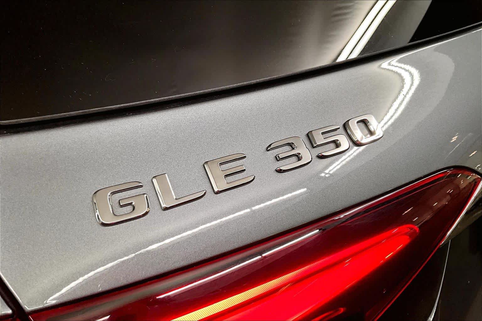 Used 2025 Mercedes-Benz GLE 350 4MATIC image 10