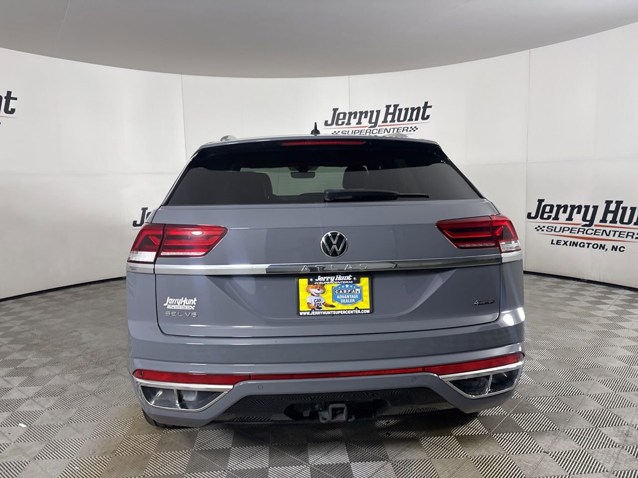 Used 2023 Volkswagen Atlas Cross Sport SEL Premium R-Line image 6