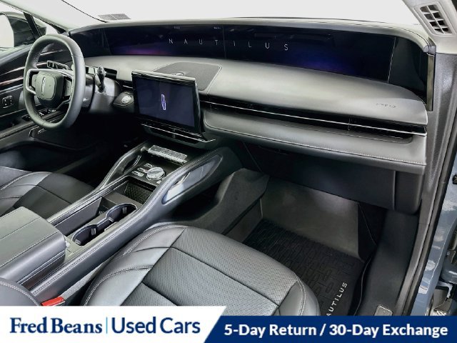 Used 2026 Lincoln Nautilus Premier w/ Equipment Group 102A AWD/4WD image 38