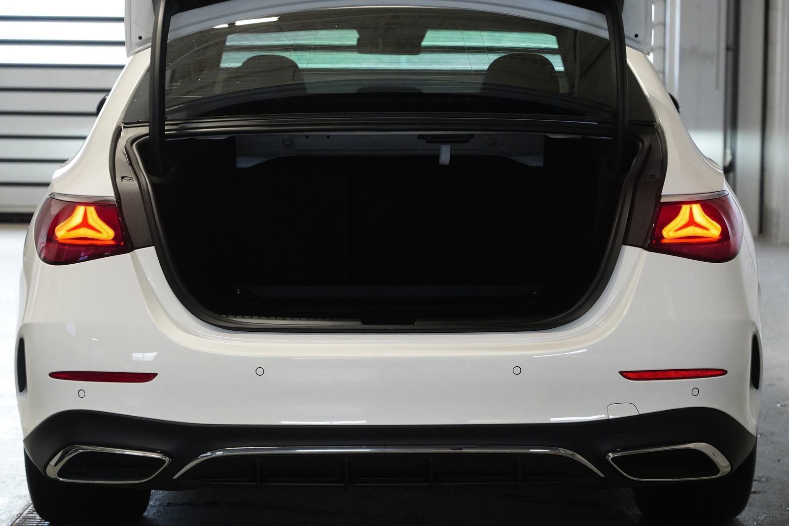 Certified 2025 Mercedes-Benz E 350 4MATIC Sedan image 29