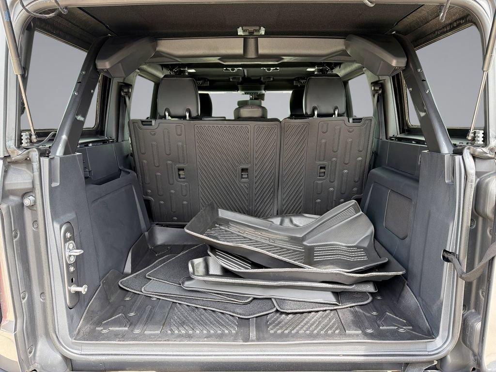 Used 2024 Ford Bronco Wildtrak AWD/4WD image 13