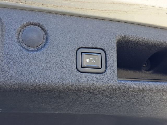 Used 2021 Chevrolet Equinox LT image 25